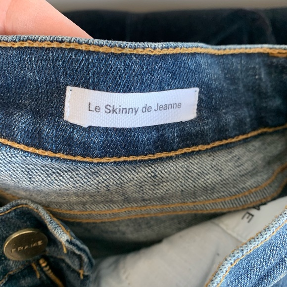 Frame Le Skinny de Jeanne distressed jeans - Picture 3 of 8